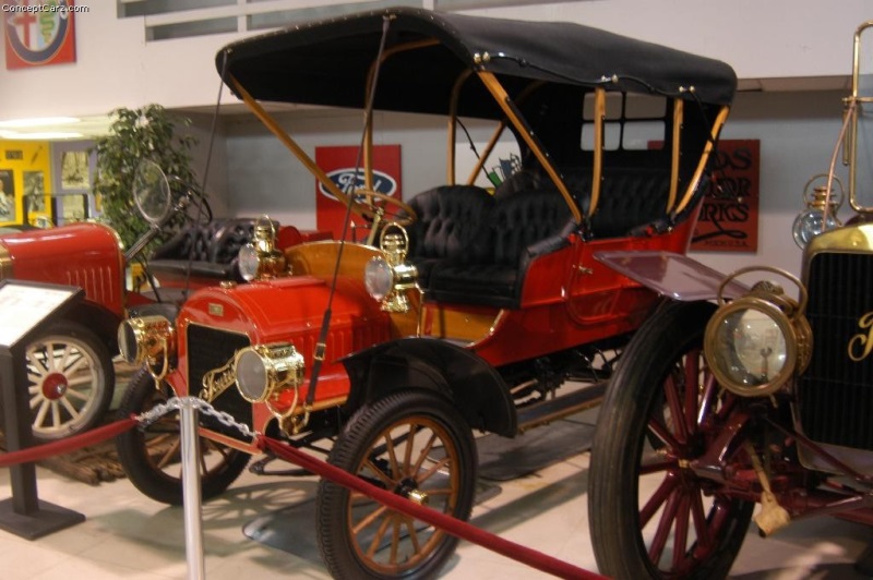 1905 Auto Vehicle Company Tourist